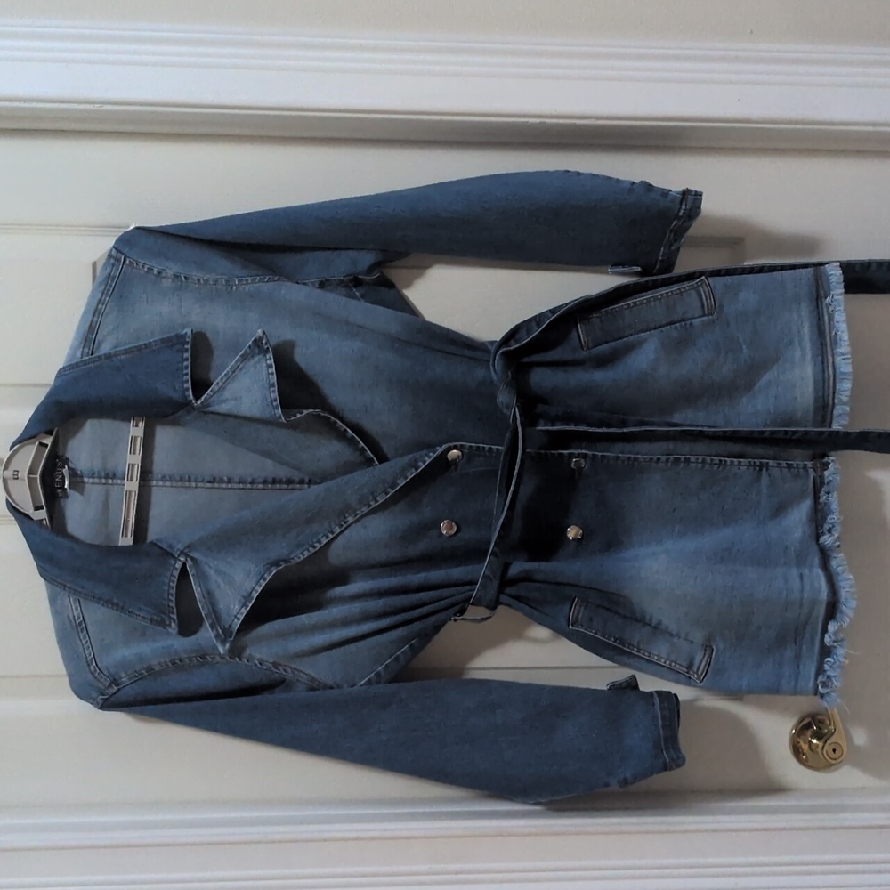 VENUS Women's Denim Trench Coat New Without Tags Belted Waist Size 2X - Picture 2 of 9